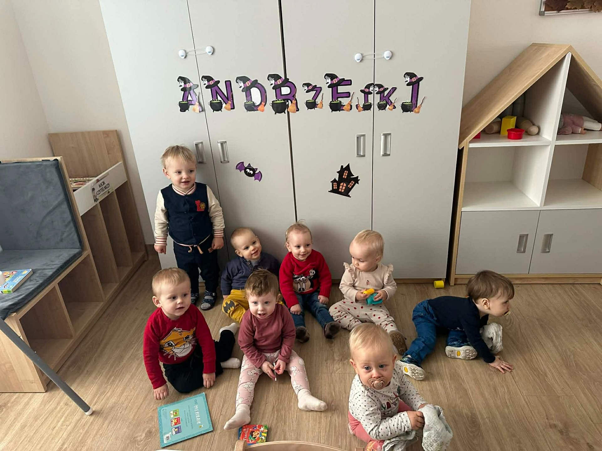 Tutaj powinien być opis obrazka