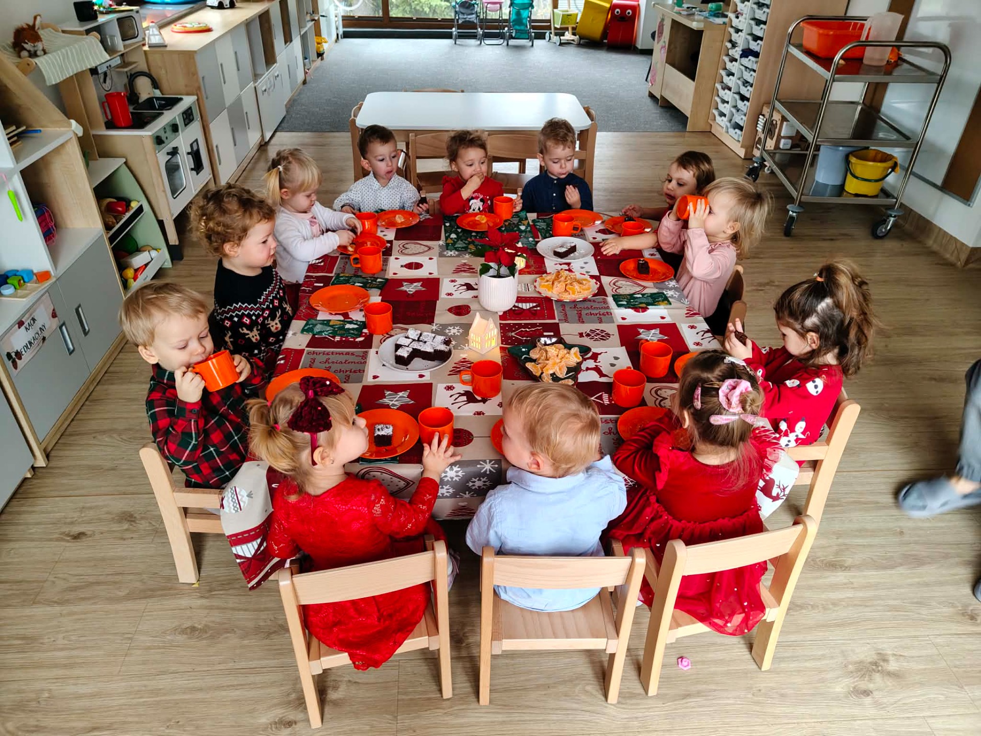 Tutaj powinien być opis obrazka