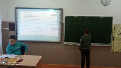 Uczeń rozwiązuje zadanie