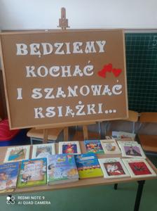 Propozycje książek z biblioteki dla pierwszoklasistów 