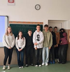 Uczniowie klasy VIII