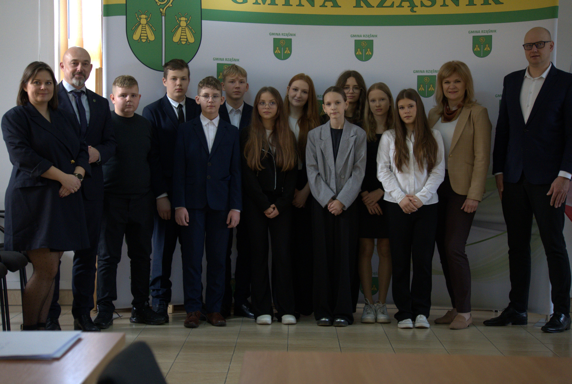 Młodzieżowa Rada Gminy Rząśnik z przedstawicielami władz gminy