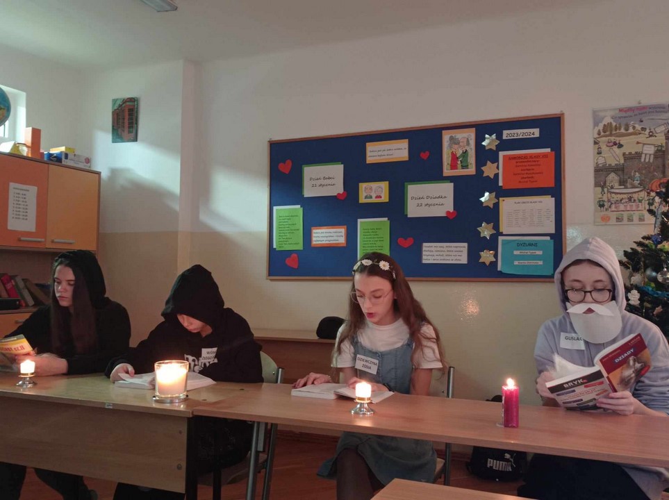 Tutaj powinien być opis