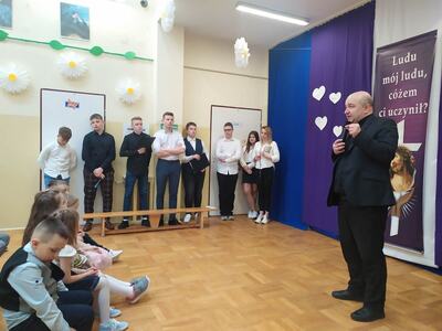 Uczniowie SP Leszno