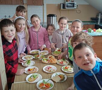 Uczniowie SP Leszno