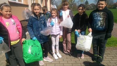 Uczniowie SP Leszno