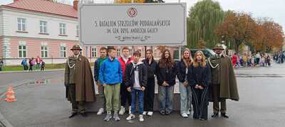 Uczniowie SP Leszno