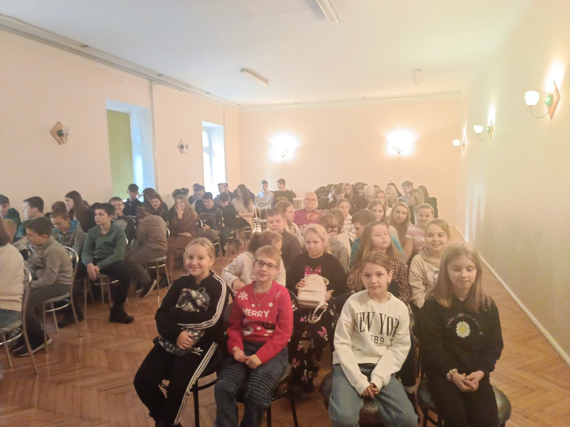 Uczniowie SP Leszno