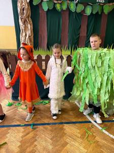 Leśny Bal Karnawałowy w klasach 1-3