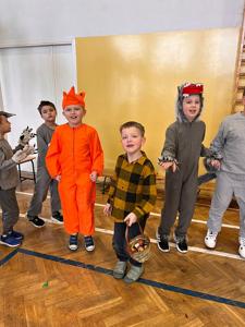 Leśny Bal Karnawałowy w klasach 1-3
