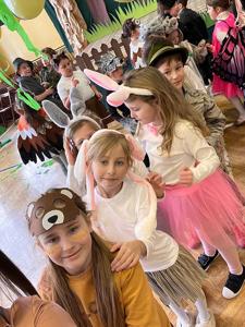 Leśny Bal Karnawałowy w klasach 1-3