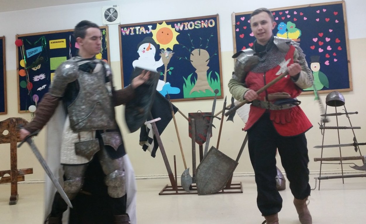 Tutaj powinien być opis obrazka