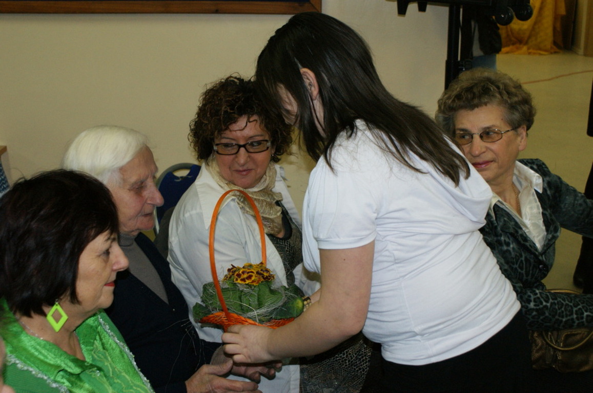 Tutaj powinien być opis obrazka