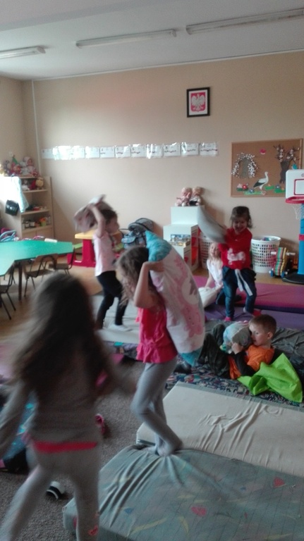 Tutaj powinien być opis obrazka