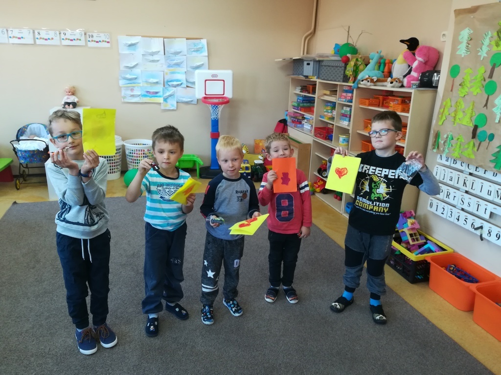 Tutaj powinien być opis obrazka