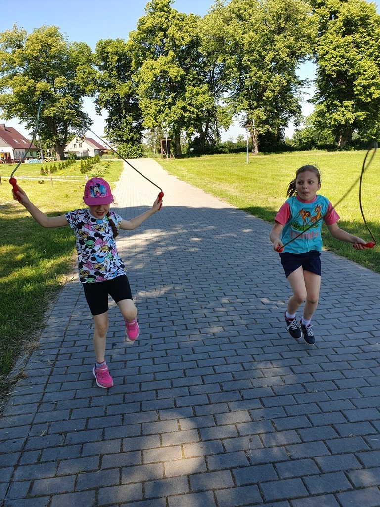 Tutaj powinien być opis obrazka