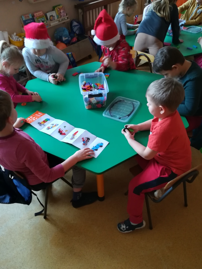 Tutaj powinien być opis obrazka