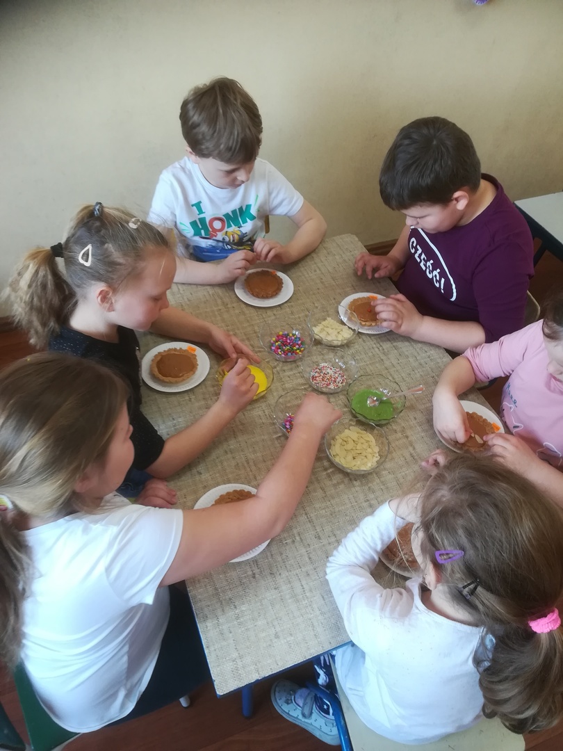 Tutaj powinien być opis obrazka