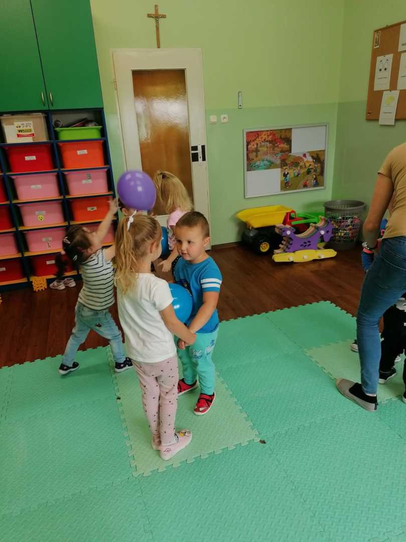 Tutaj powinien być opis obrazka