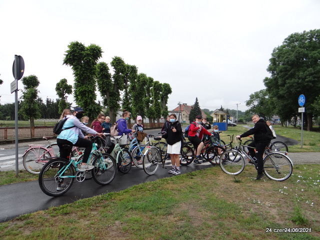 Tutaj powinien być opis obrazka
