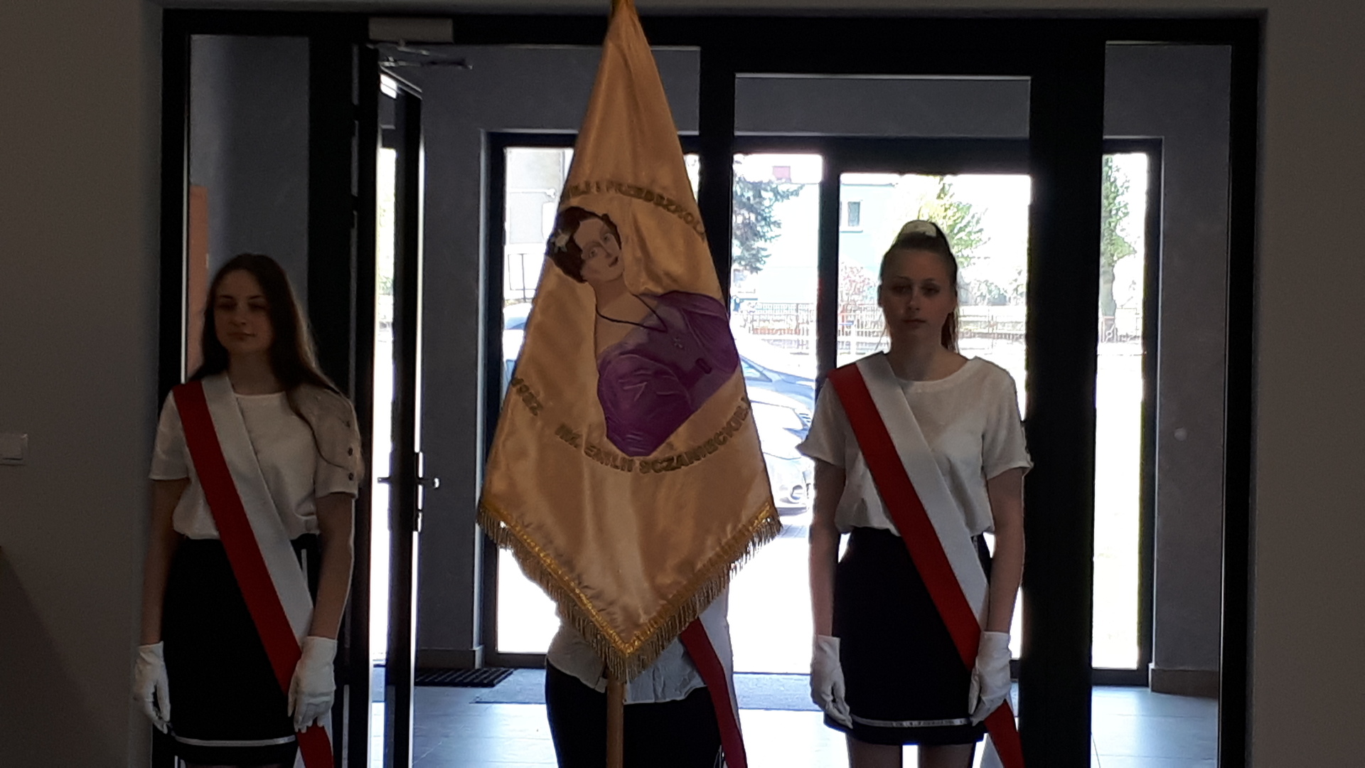 Tutaj powinien być opis obrazka