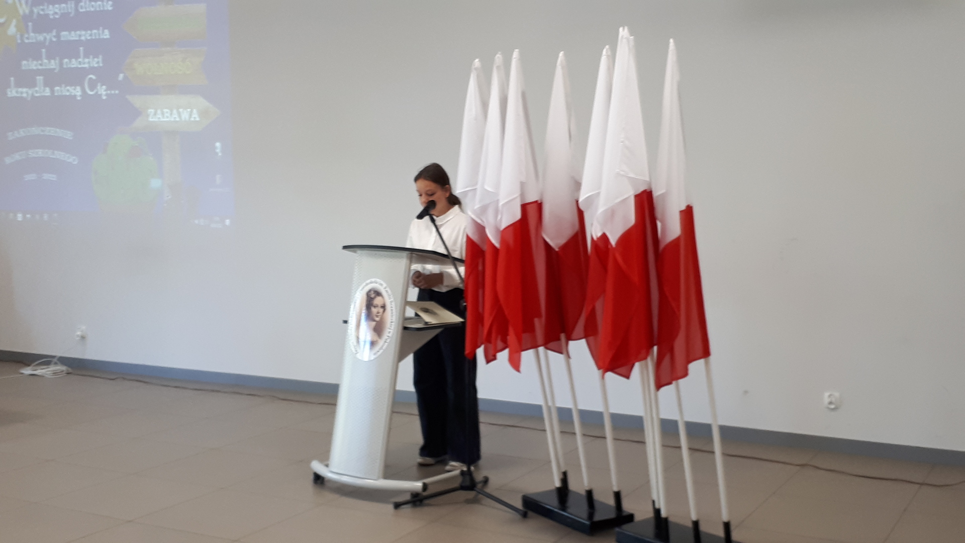 Tutaj powinien być opis obrazka