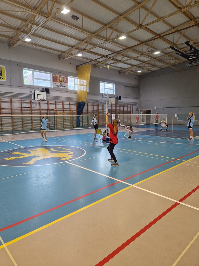 Tutaj powinien być opis obrazka