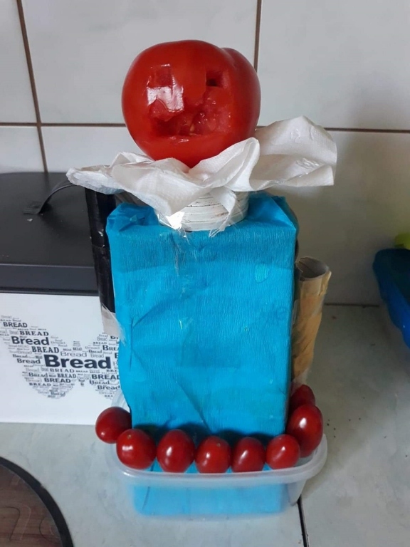 Tutaj powinien być opis obrazka