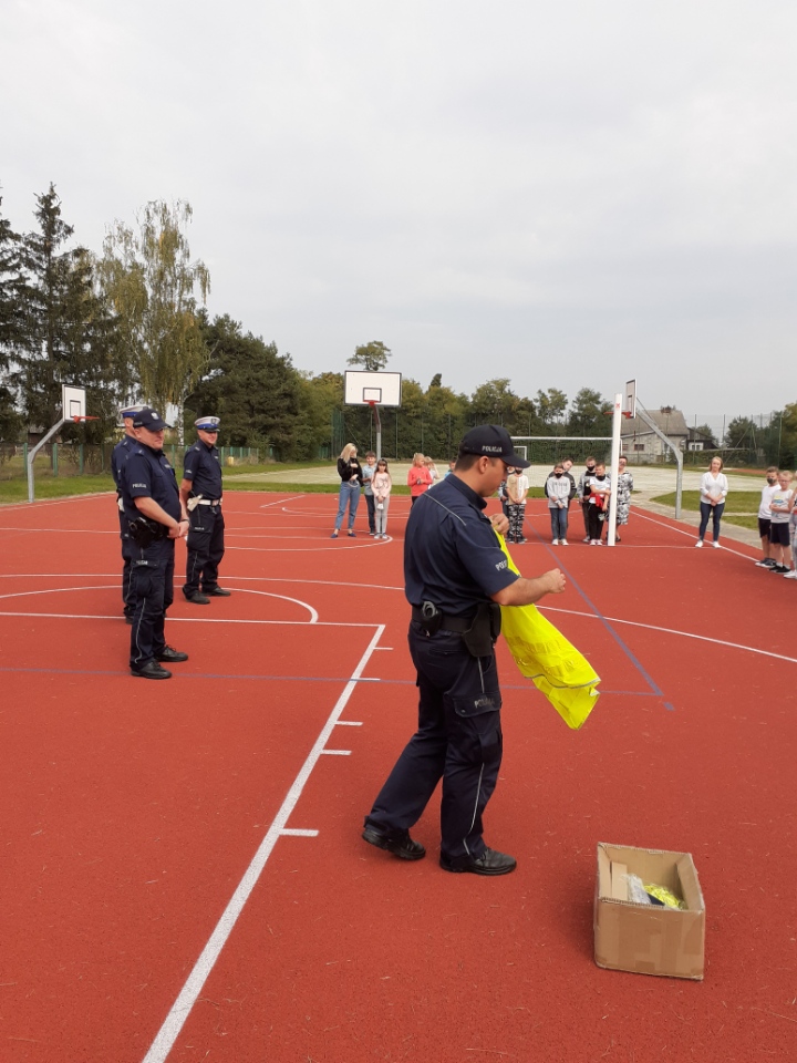Tutaj powinien być opis obrazka