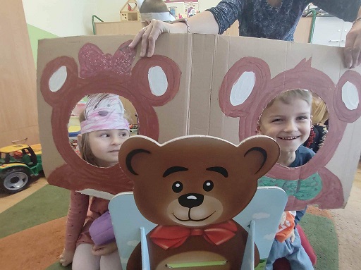 Tutaj powinien być opis obrazka