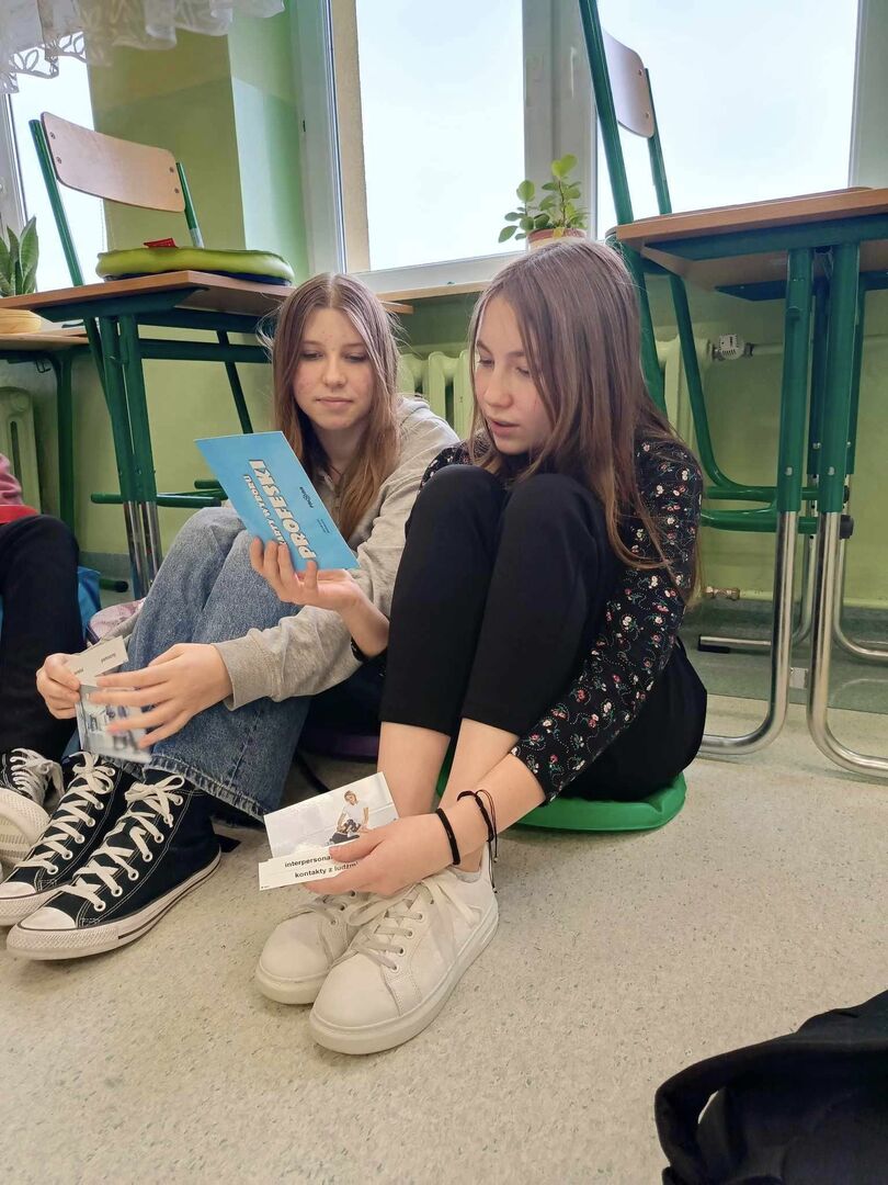 Tutaj powinien być opis obrazka