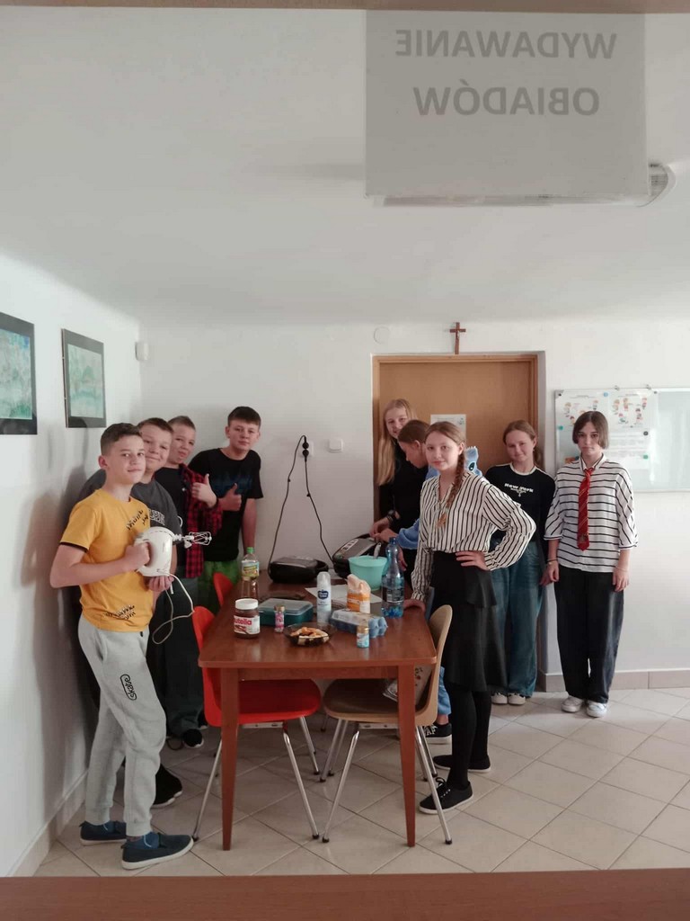 Tutaj powinien być opis obrazka