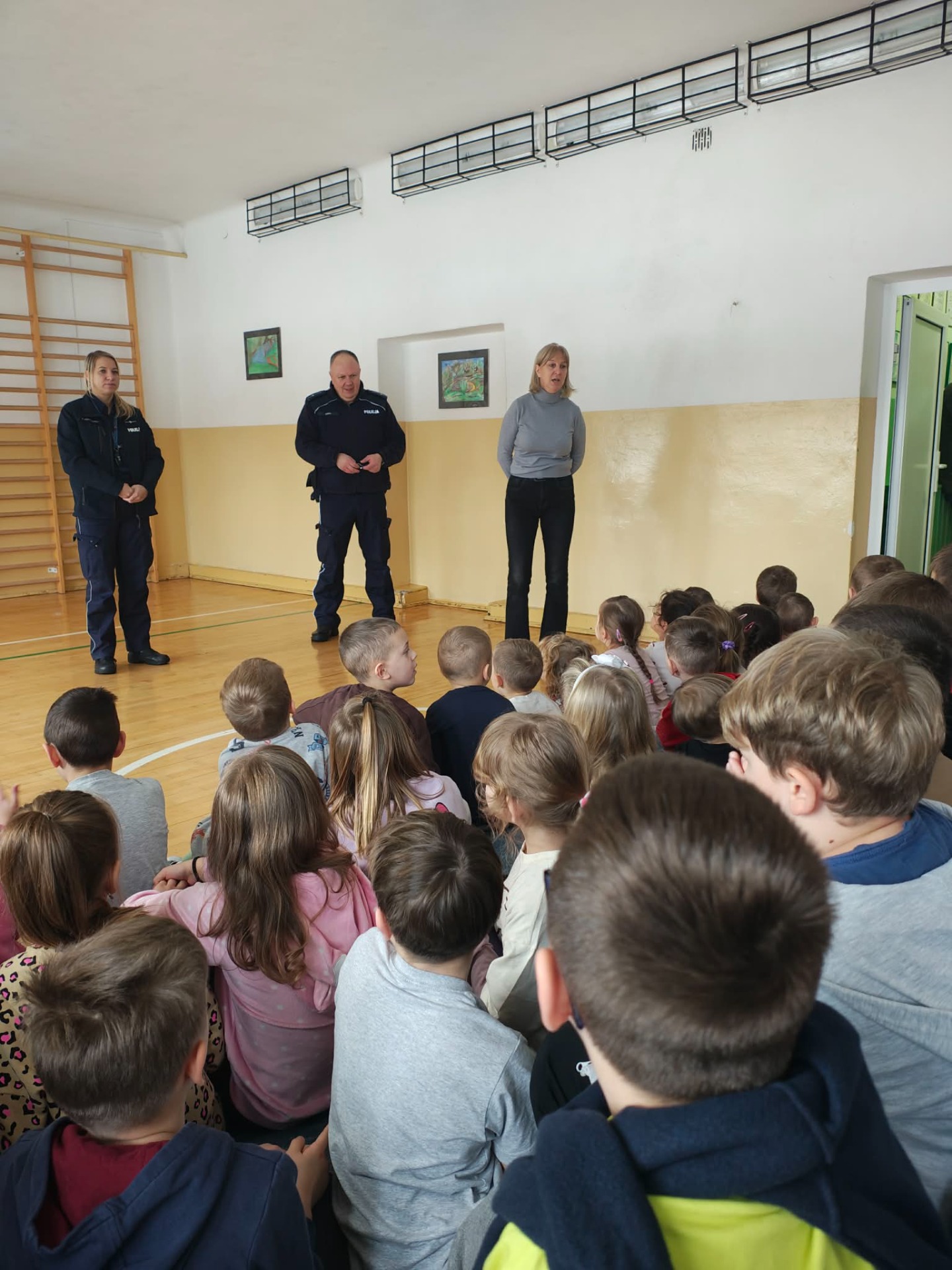 Tutaj powinien być opis obrazka