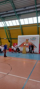 Zapalony znicz olimpijski