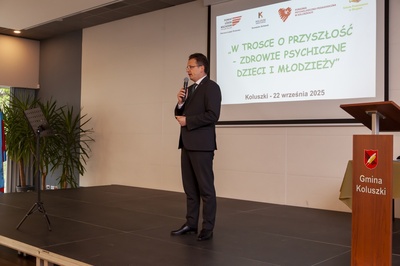 Występ prelegentów na konferencji.