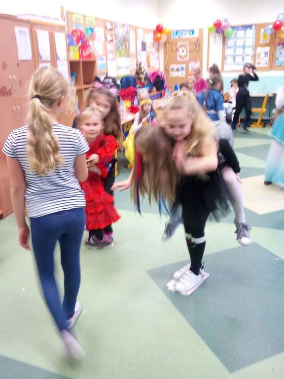 Tutaj powinien być opis obrazka