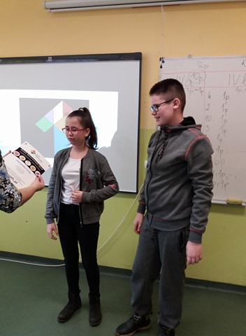 Tutaj powinien być opis obrazka