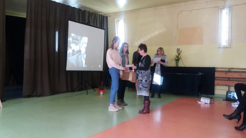 Tutaj powinien być opis obrazka