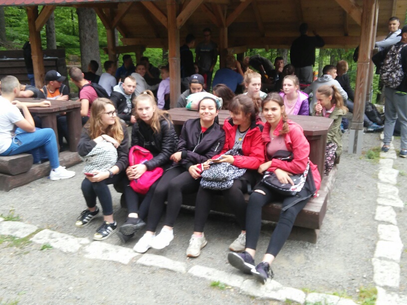 Tutaj powinien być opis obrazka