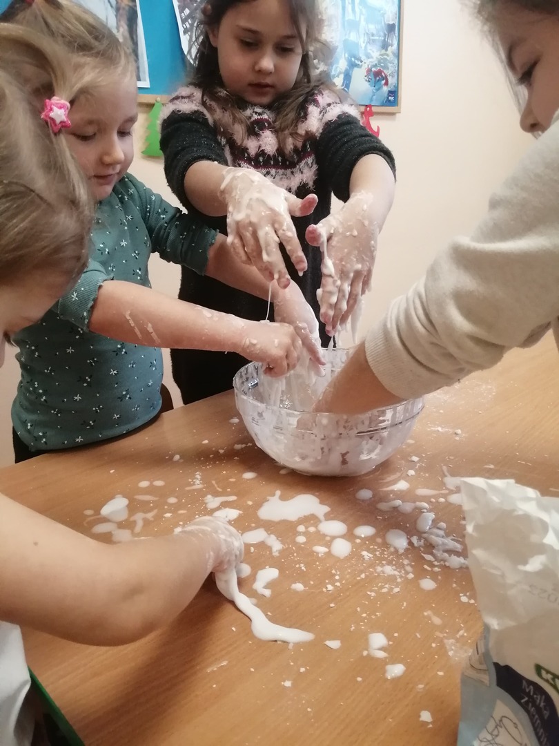 Tutaj powinien być opis obrazka