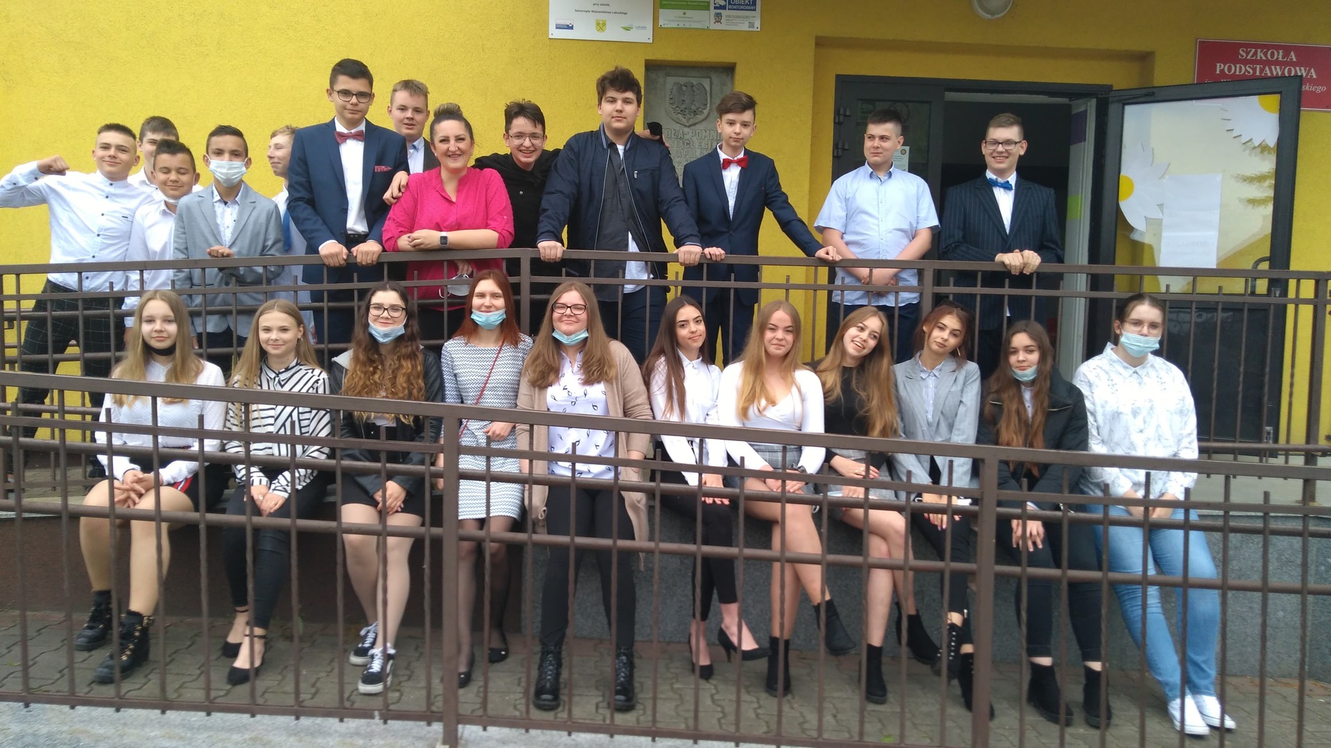 Tutaj powinien być opis obrazka