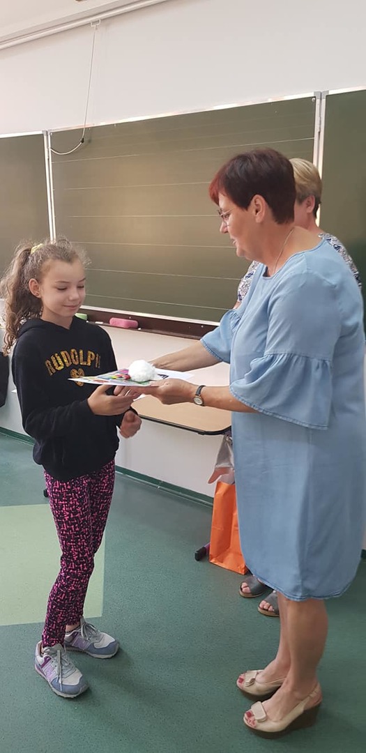 Tutaj powinien być opis obrazka