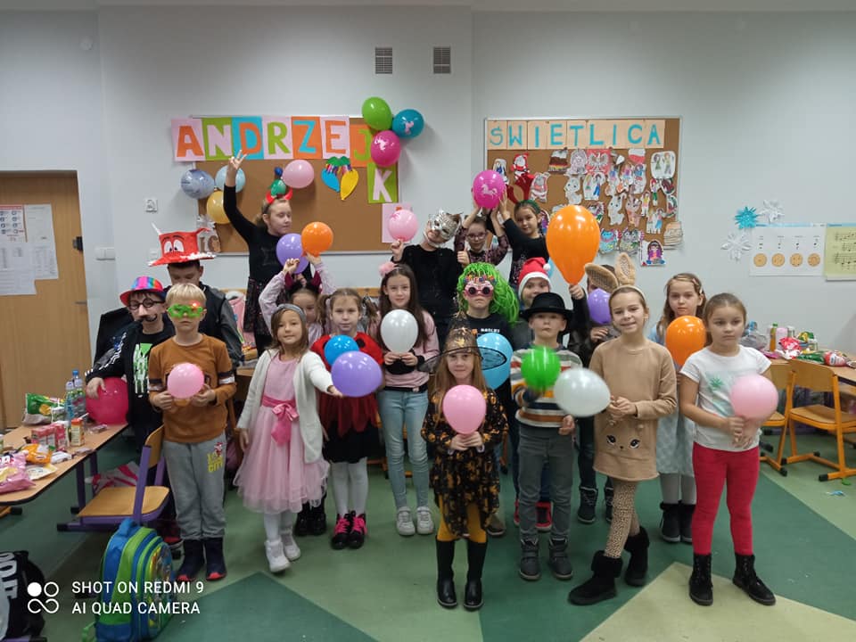 Tutaj powinien być opis obrazka