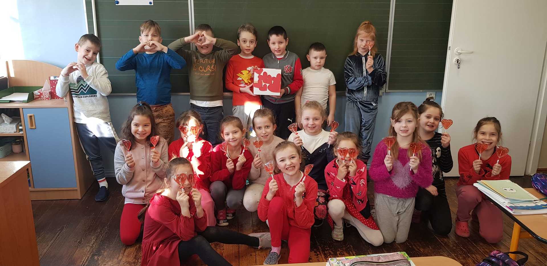 Tutaj powinien być opis obrazka