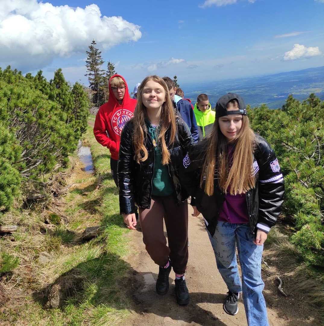 Tutaj powinien być opis obrazka