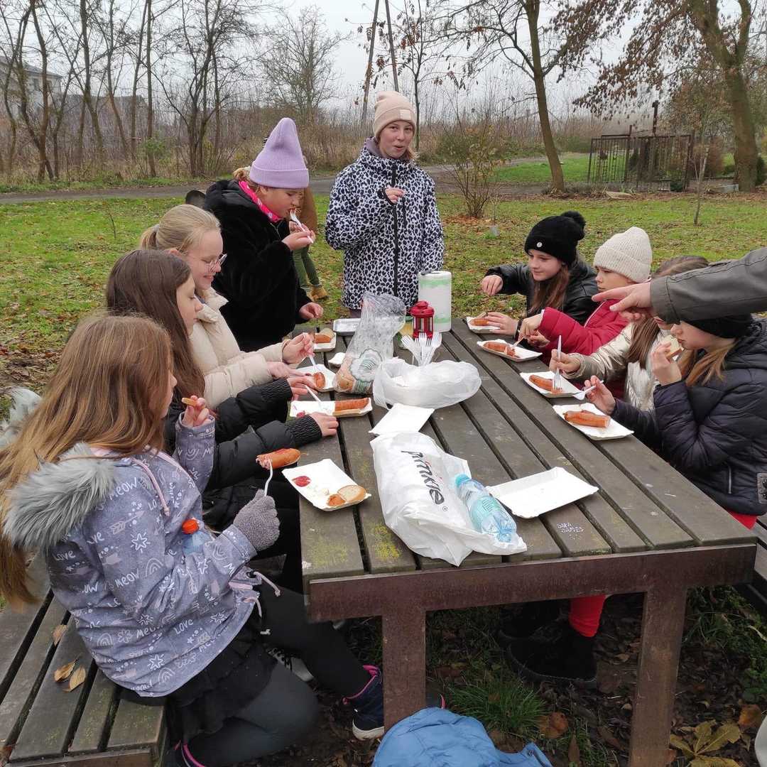 Tutaj powinien być opis obrazka