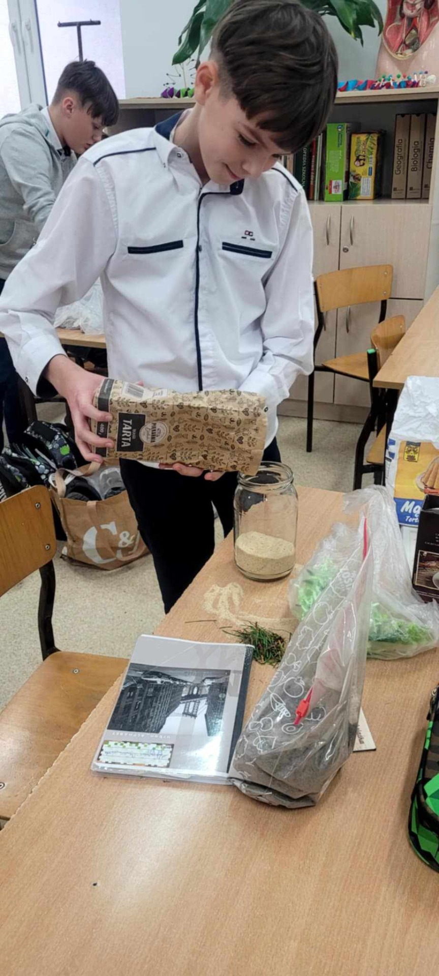 Tutaj powinien być opis