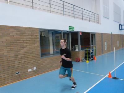 Zwycięski bieg na 800m chłopców - PRZEMYSŁAW BORDZIO