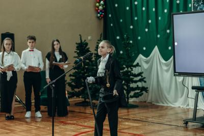 Występ Milana – recytacja Ziemi Obiecanej