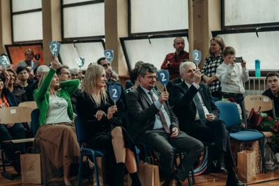 Konkurs dla publiczności, głosowanie tarczą szkolną